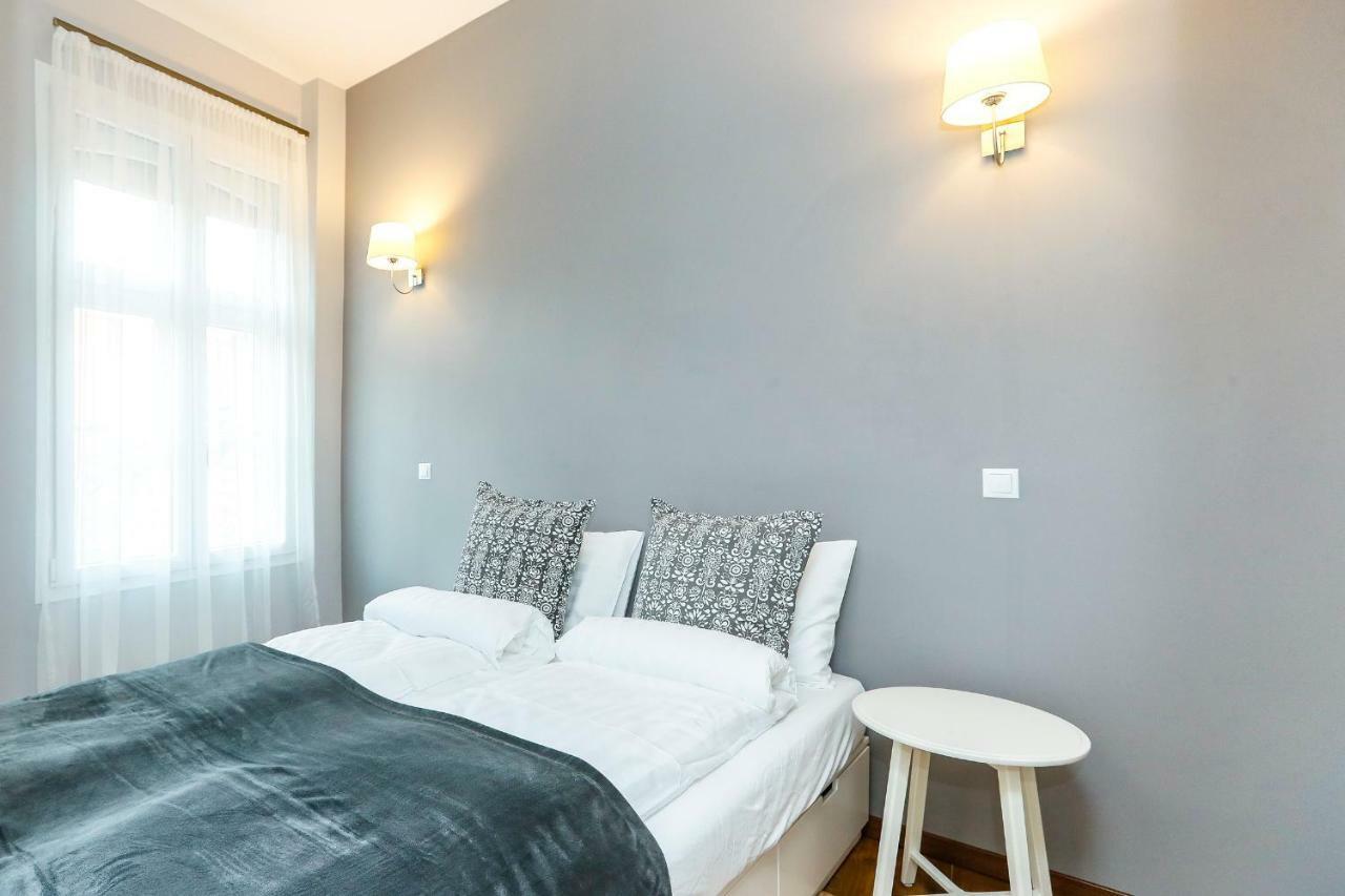 D8 Design Apartment & Studio Eger Exteriér fotografie